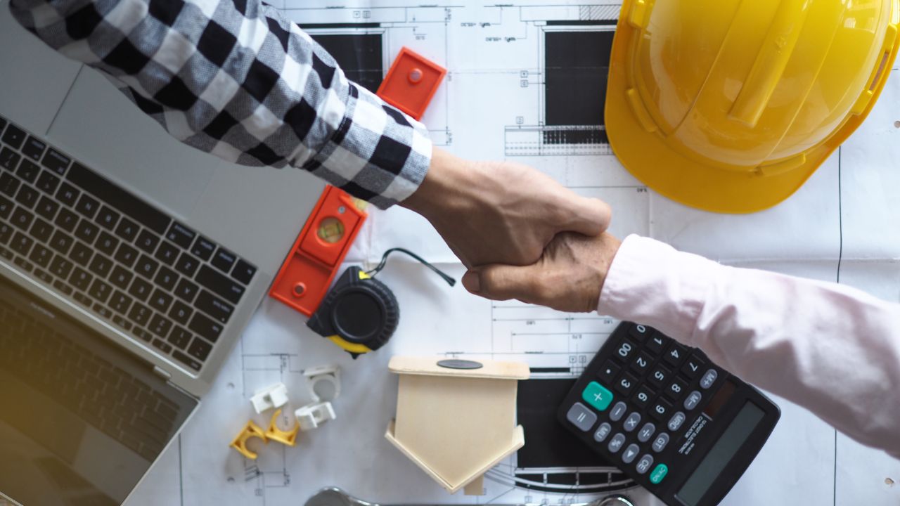 The 2026 Homeowner's Checklist for Working With General Contractors